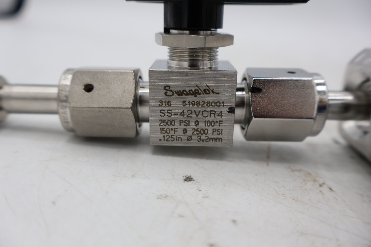 Parker Veriflo SQMICRO303PFSFFF Low Pressure Regulator W/ IR4002SK6259 Pressure Regulator