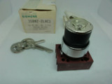 SIEMENS 3SB02-2LHC1 keyed selector switch *NEW*