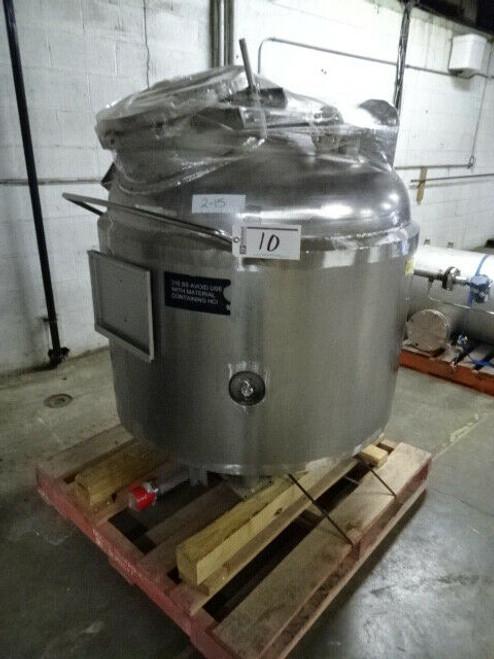 2002 Perry Products Stainless Vertical Jacketed Vessel; 160 Gallon; VRX-160