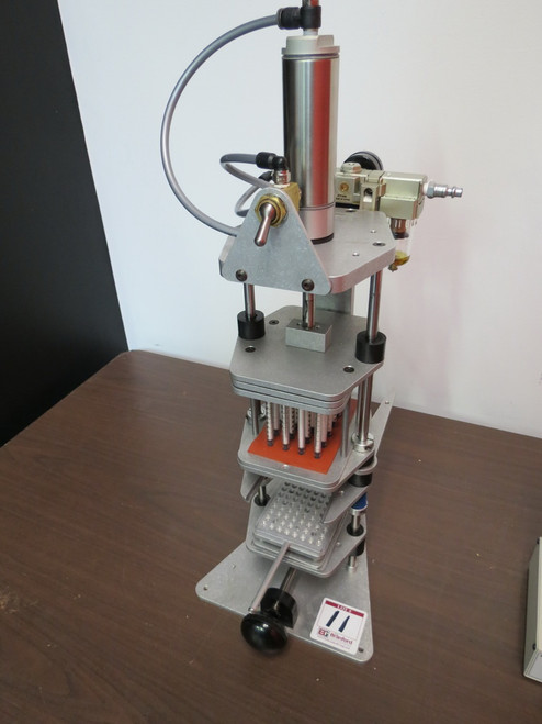 DPX Pneumatic Syringe Press