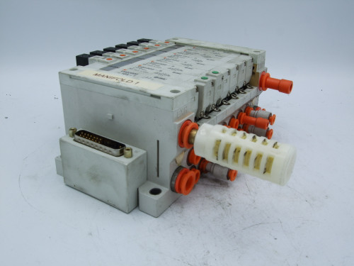 SMC 7 Valve Manifold with VQ2100 and VQ2300 Series Valves