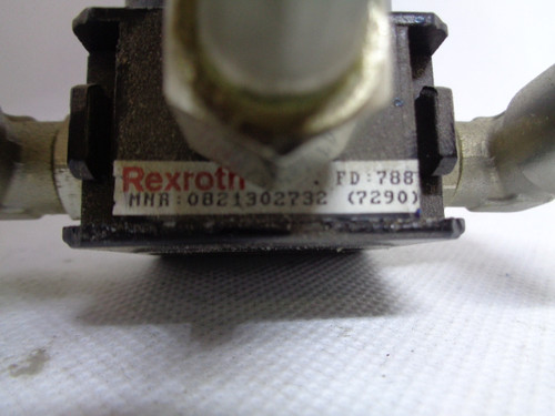 Rexroth 0821302732 Pressure Regulator w/ Bar 160 psi Gauge