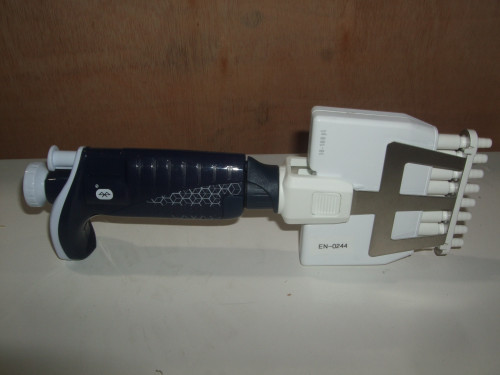Gilson M P8X100M PIPETMAN BT CONNECTED