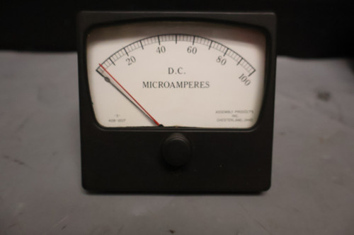 API Instruments 428-1207 DC Microamperes
