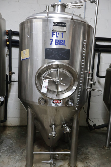 Standard Kegs LLC 7 BBL Jacketed Unitank Fermenter