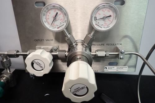Matheson 9467-4-V4FM Gas Pressure Regulator w/ Pressure Control Module