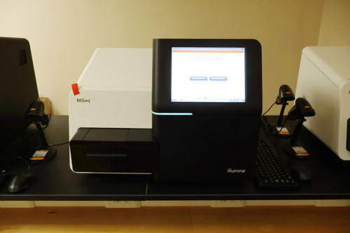 Illumina MiSeq Benchtop DNA Sequencer