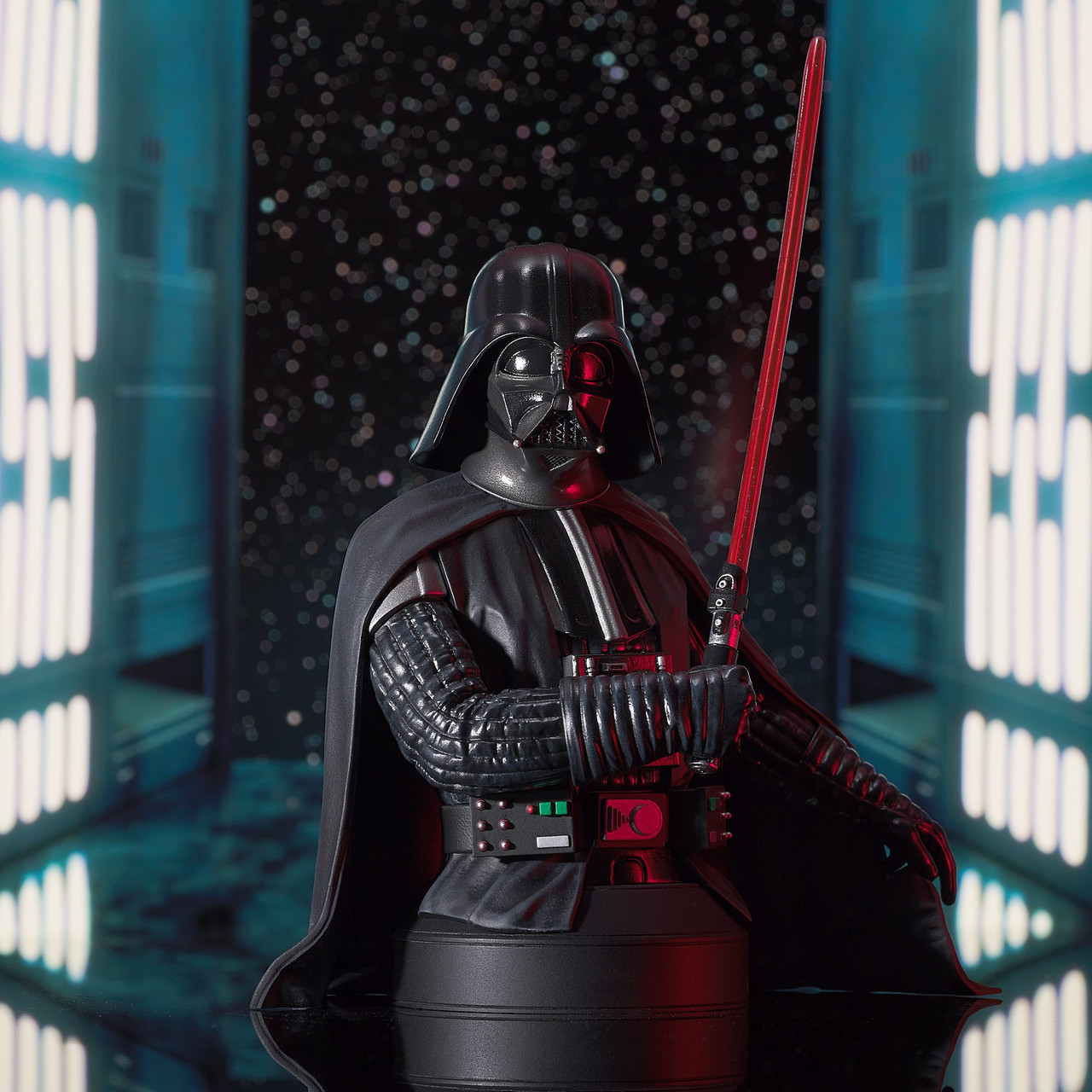 Star Wars: A New Hope™ - Darth Vader™ Mini Bust