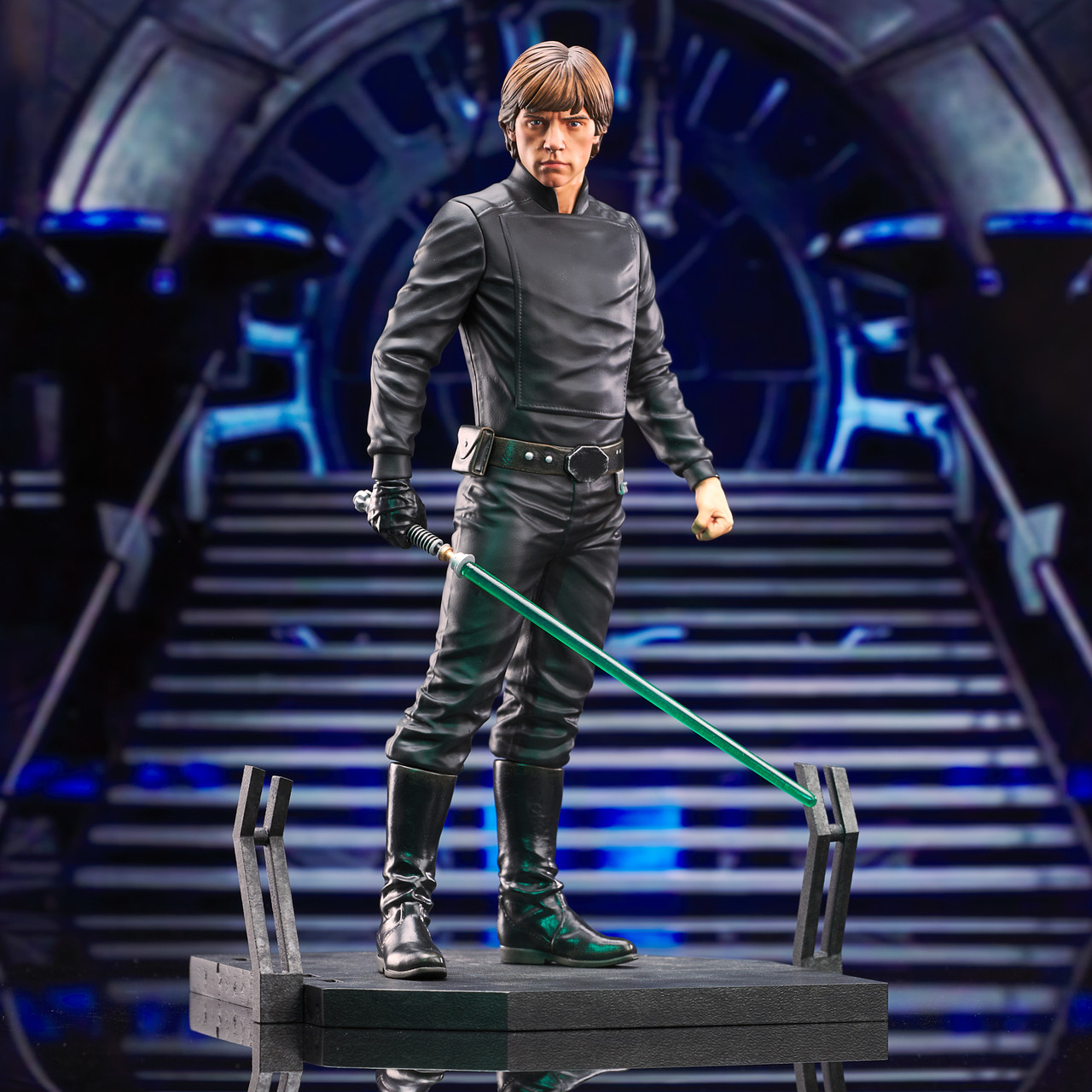 Star Wars: Return of the Jedi™ - Luke Skywalker™ Milestones Statue - Gentle  Giant Ltd