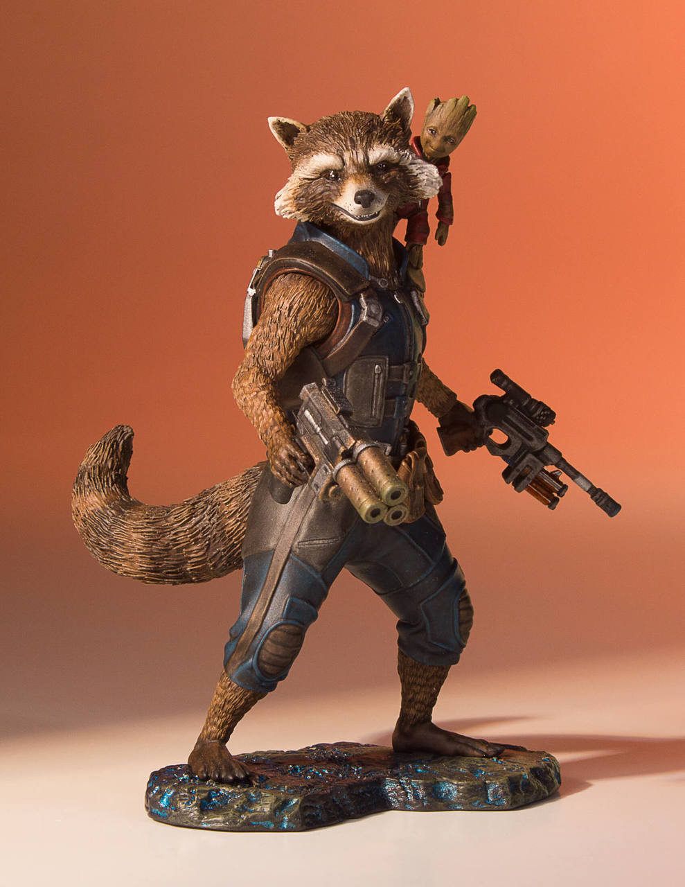 rocket and groot figure