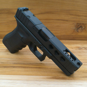 GLOCK 17 PATTERN SLIDE STYLE #11A COMPLETE ASSEMBLY WITH BLACK PORTED BARREL RMR CUT GLOCK 17 PATTERN SLIDE STYLE #11A COMPLETE ASSEMBLY WITH BLACK PORTED BARREL RMR CUT