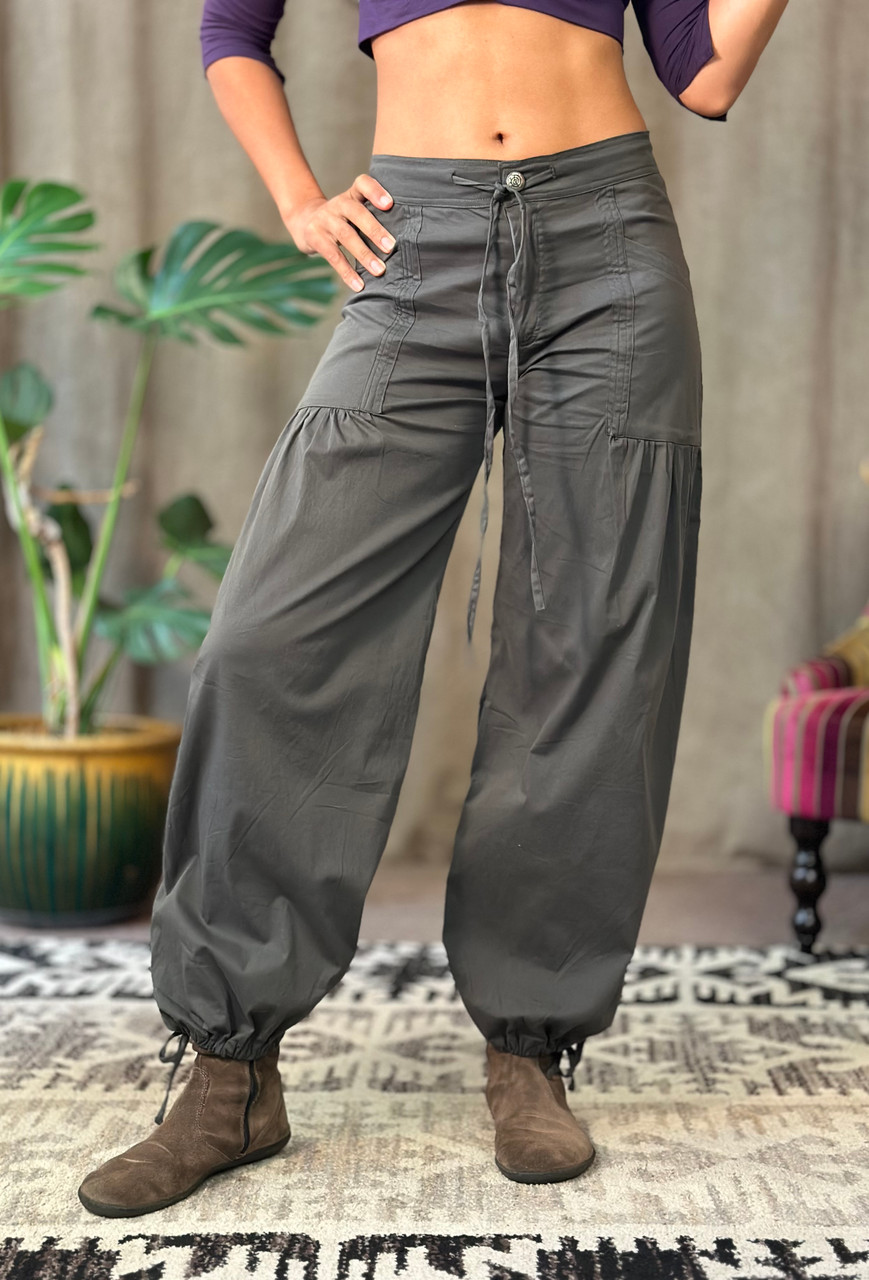 Pantaloons (read sizing description)