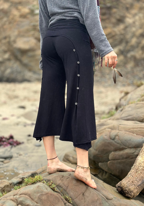 'Ubooty' High Waisted  3/4  