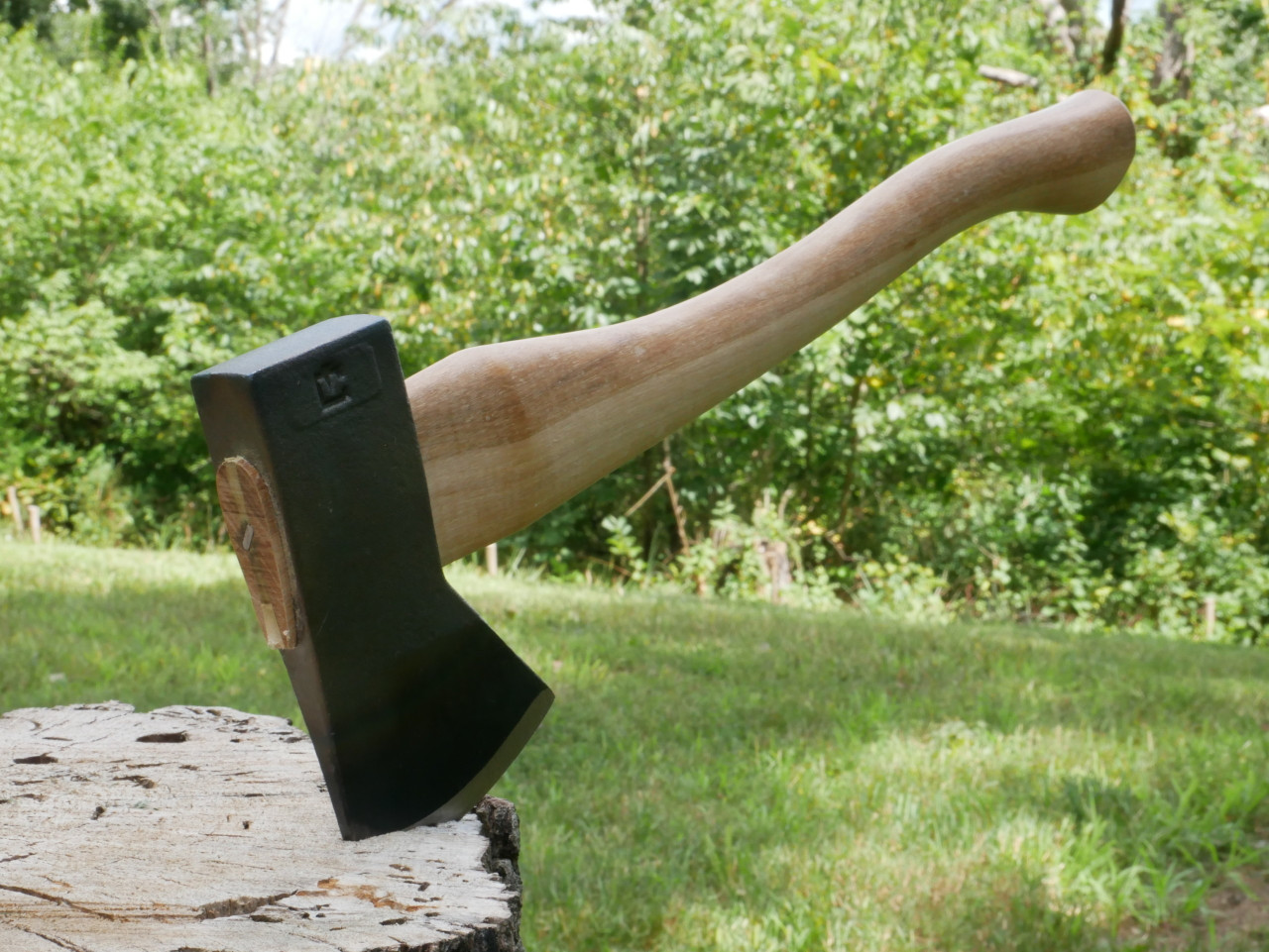 2 lb Hudson Bay Camp Axe; 18″ Curved Wooden Handle | The Hammer Source
