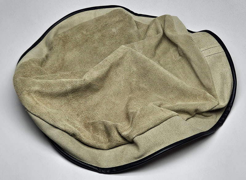 18" Round Leather Shot Bag