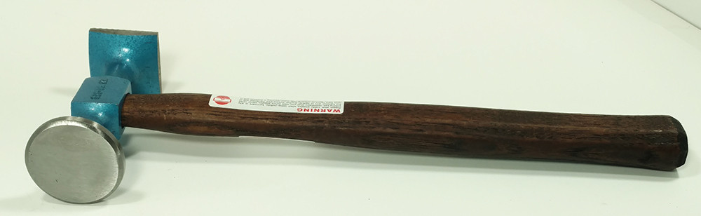 Picard 500gm (18oz) Shrinking hammer with extra wide faces - 47mm round and 41mm square checked.