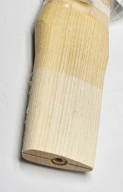 Vaughan 36" Straight Single-Bit Axe handle for 3-5 lb  axes, teardrop eye 2 7/16" x 13/16"