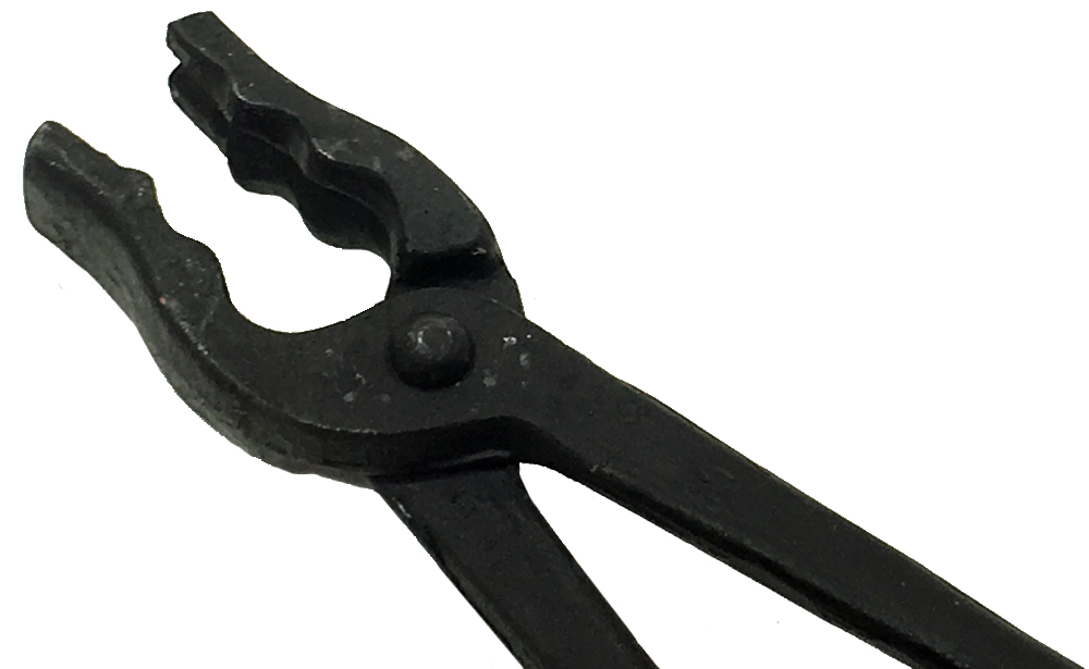 p4900-600-wolf-s-jaw-blacksmith-tongs-closeup.jpg