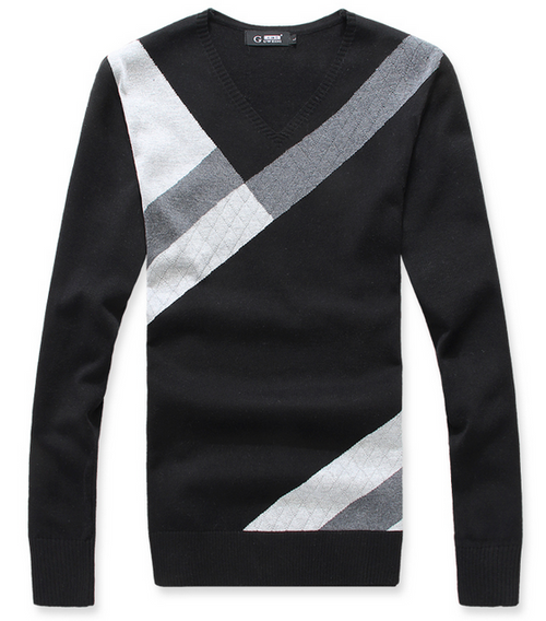 V-neck sweater - black