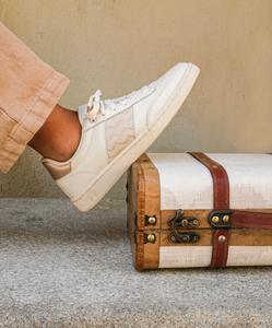 Saigon Beige Gold Sneaker Saigon Beige Gold Sneaker