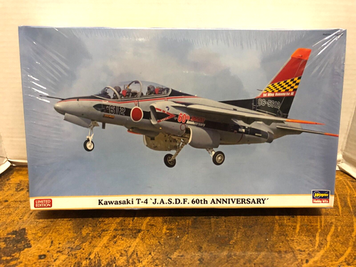 Hasegawa 02142 Kawasaki T-4 JASDF 60th Anniversary 1/72