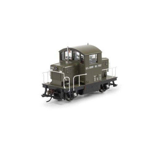 HO EMD Model 40 Locomotive, USAX #7952