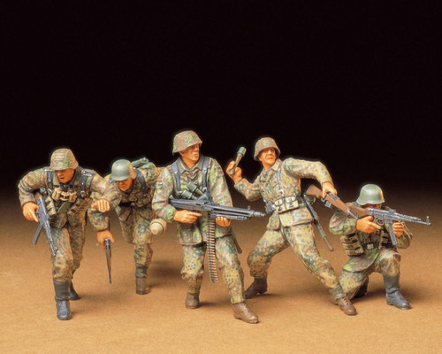 Tamiya 1/35 German Front-Line Infantrymen Figures (5)