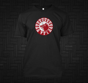 VF-1 Wolfpack Fighting Squadron 1 Black T-Shirt VF-1 Wolfpack Fighting Squadron 1 Black T-Shirt