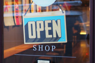 Should Retail Business Owners Completely Ditch Their Brick and Mortar for E-commerce ?