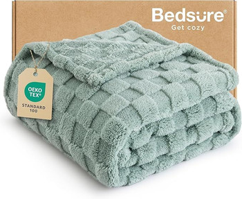 Gentle Soft  Throw Blanket for Couch  Checkered Fleece Blankets