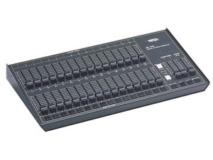 NSI MC7016 Versatile DMX 16/32 Channel Lighting Console NSI MC7016 Versatile DMX 16/32 Channel Lighting Console