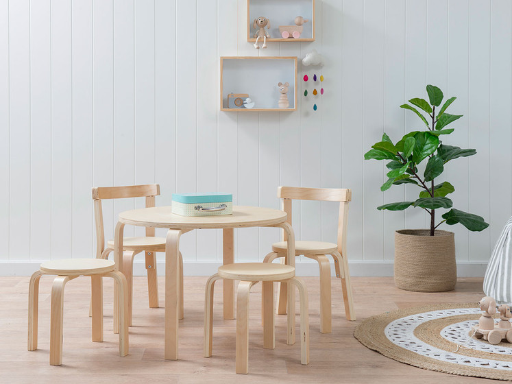 white wooden childrens table and chairs