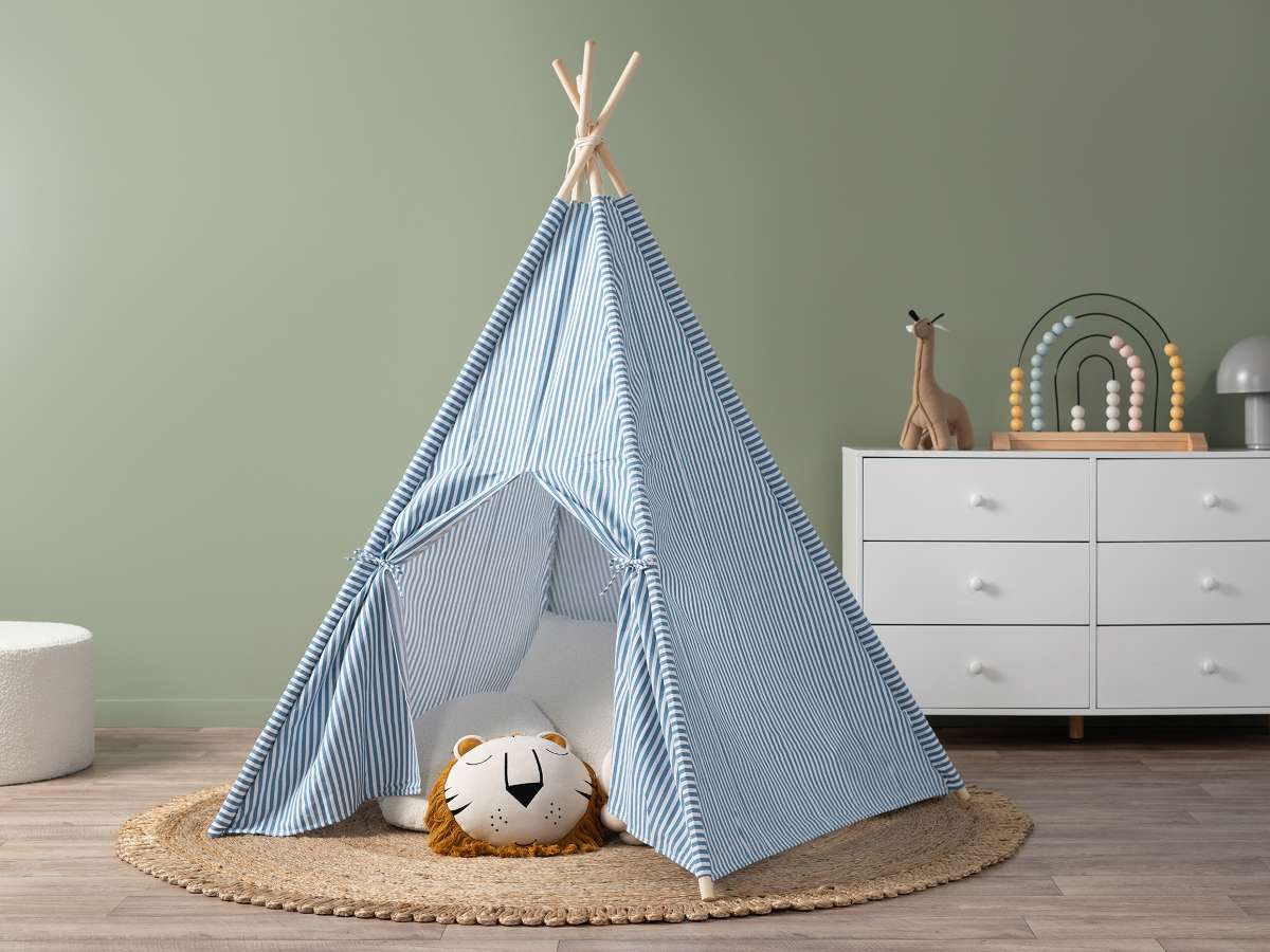 Imaginary Play with a Mocka Teepee Mocka AU