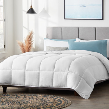 All-Season Down Alternative Comforter