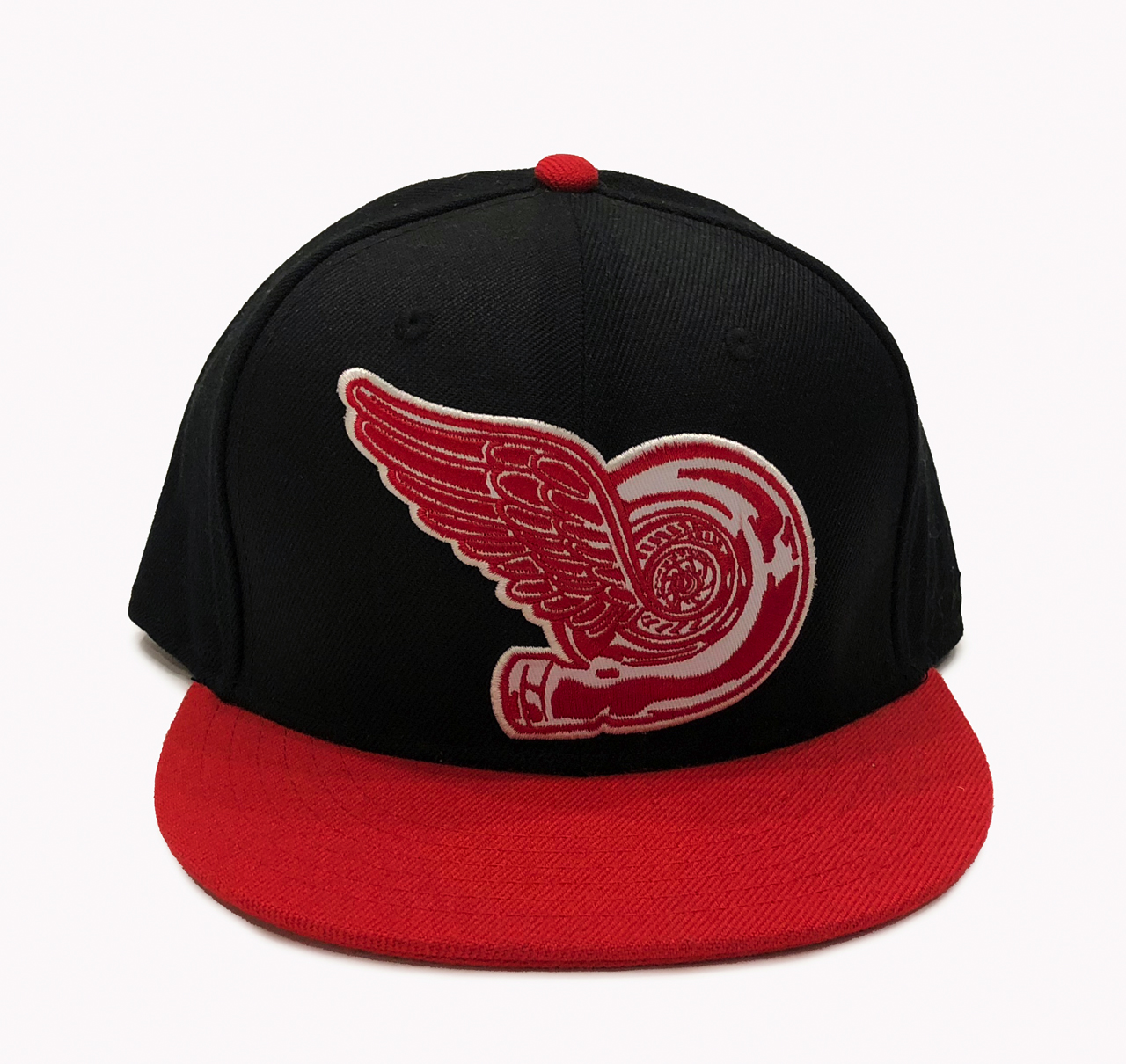Turbo Wing Fitted Hat | Black/Red