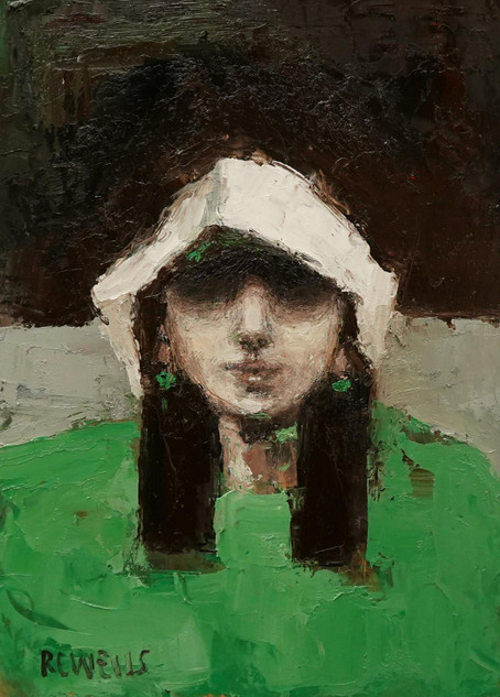 520 - Chiara, White Hood