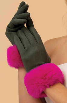Powder UK Faux Suede Gloves with Faux Fur Trim in Olive/Pink Powder UK Faux Suede Gloves with Faux Fur Trim in Olive/Pink