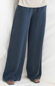 Mus + Bombon Barcelona Wide Leg Textured Pants in Navy