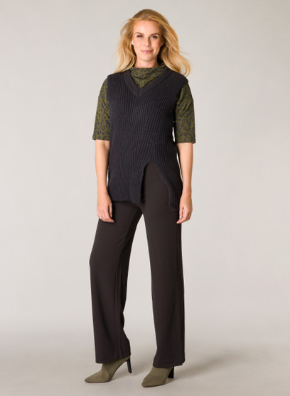 Yest V-Neck Knit Sweater Vest in Charcoal