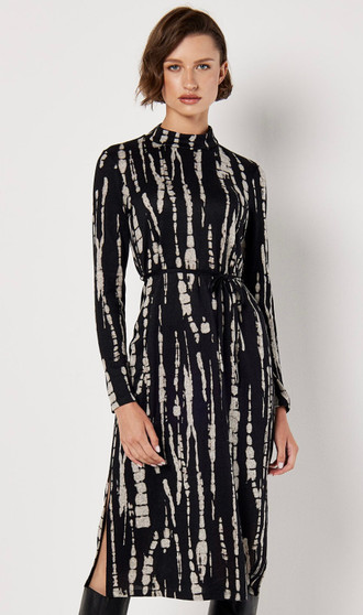 Apricot UK Knit Abstract Print Column Dress in Fog/Black