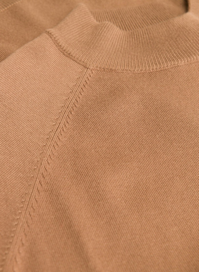 Yest Mock Neck Short Sleeve Sweater in Camel