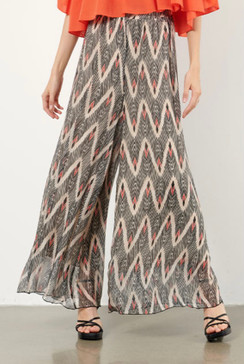 B.yu Italy Wide Leg Pants in Zigzag Print