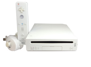 Nintendo Wii Console & Controller Bundle - White