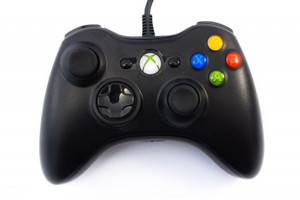 Xbox 360 Black Wired Controller - Official Microsoft Brand