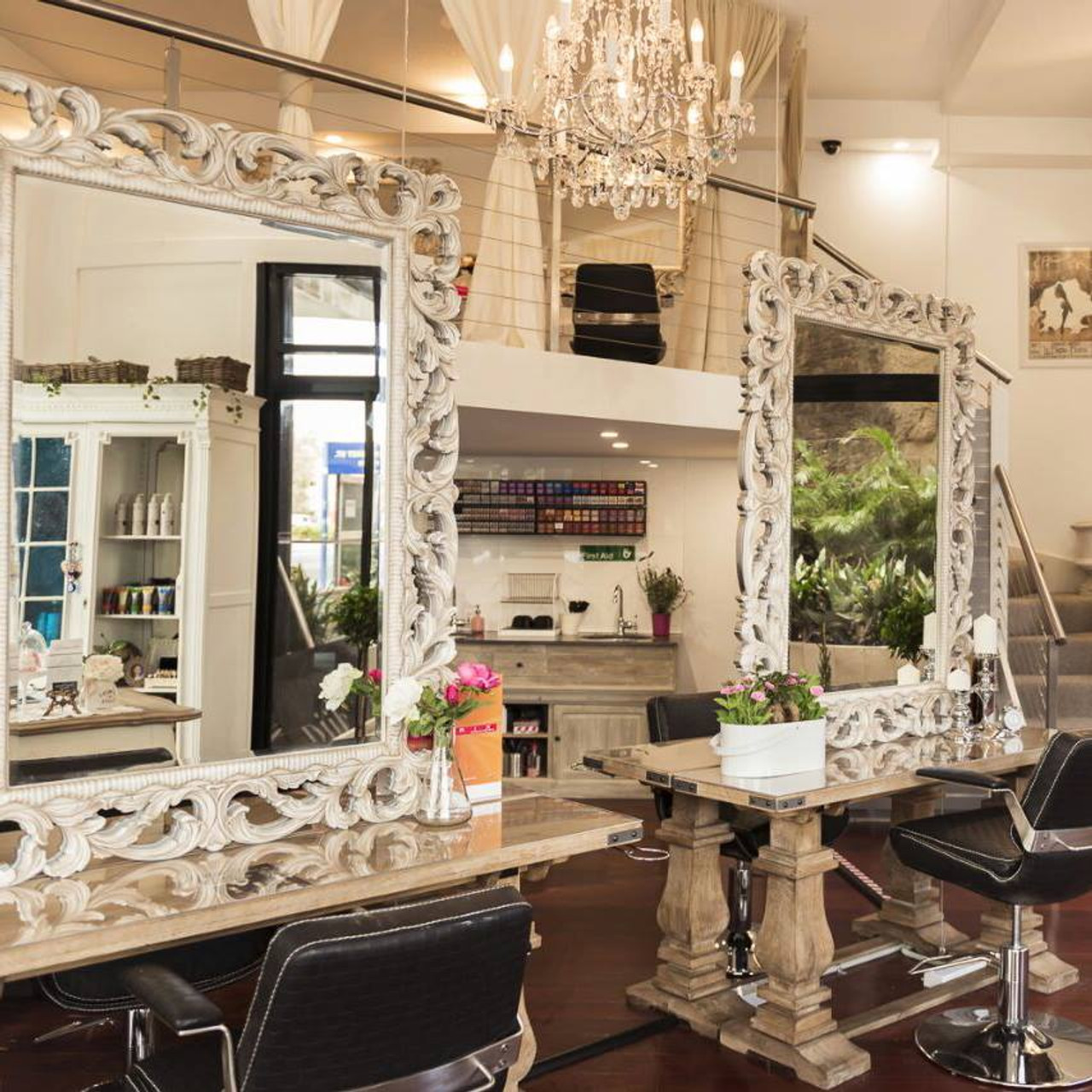 Chromatique Hair Studio MEDIA