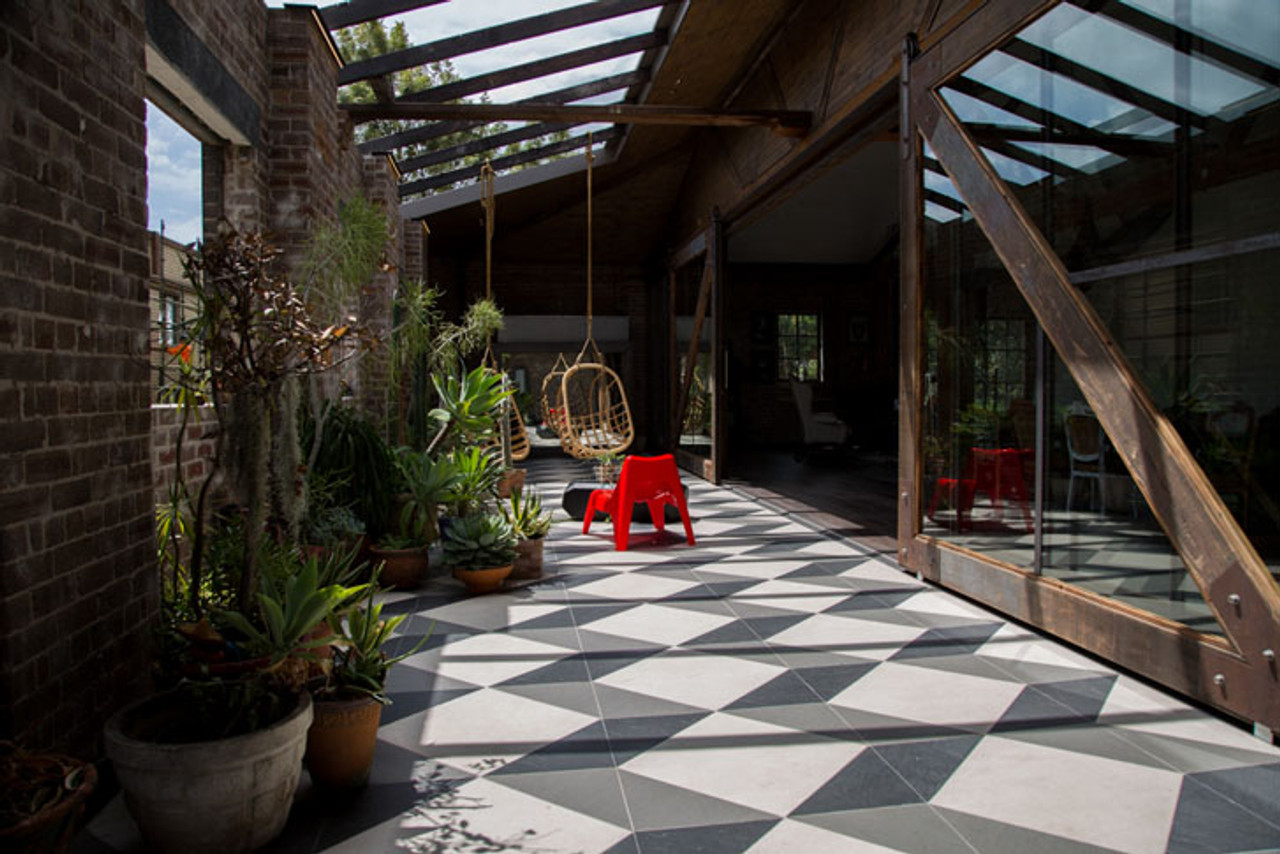 Herminn 'Man Cave' Private Residence MEDIA