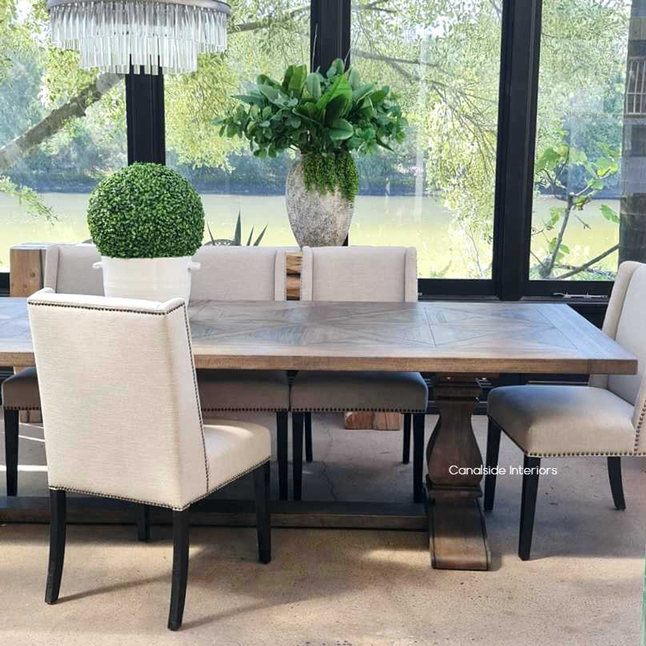 Detail shot of the darker colour palette of the Bridgehampton, showcasing the refined finish that lends to its luxurious appearance.