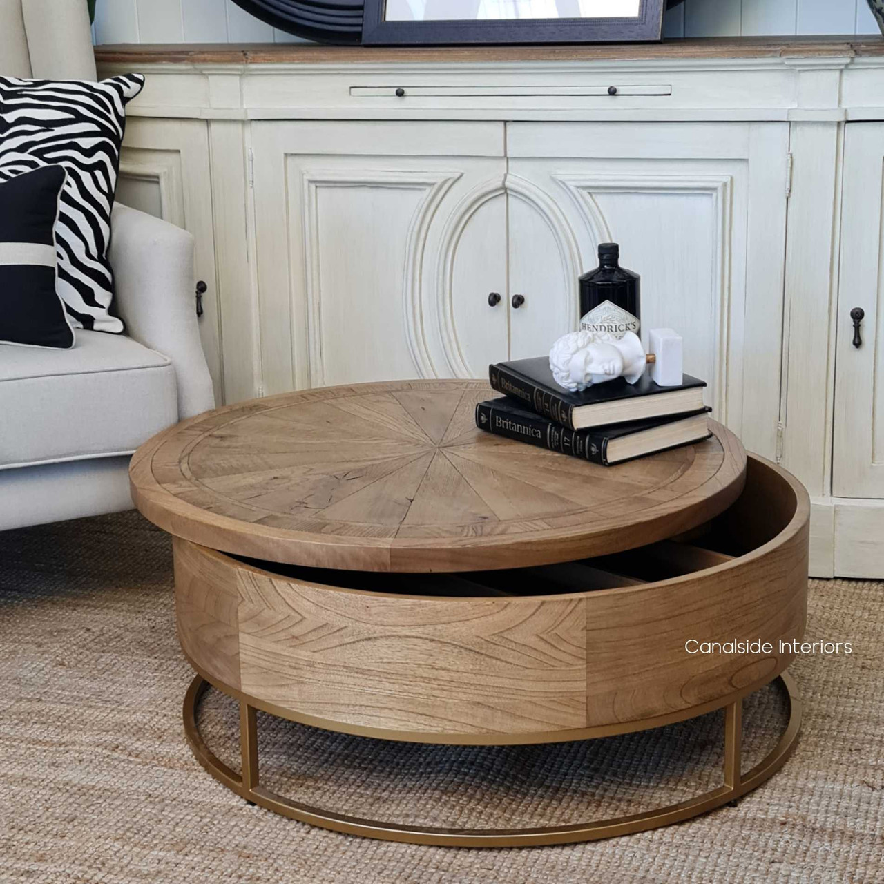 Weathered oak surface of the Danbury Table, perfect for a Hamptons-inspired living space | Canalside Interiors
