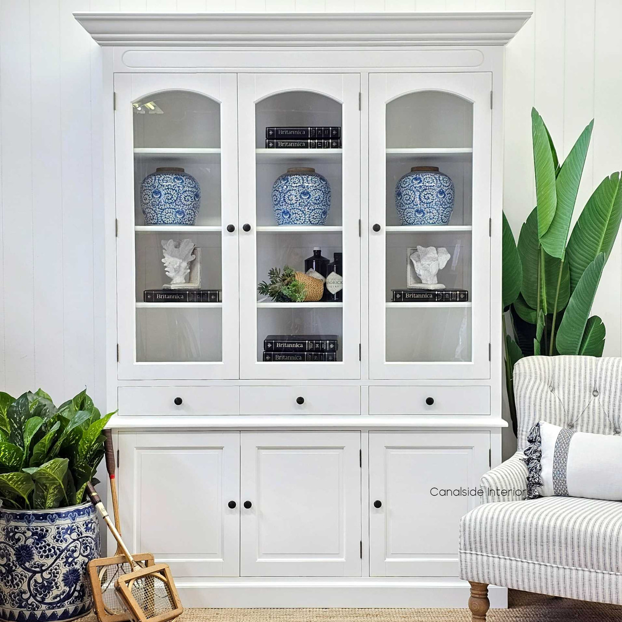 Sleek and stylish, the Key Largo 3 Door Unit serves as a practical yet beautiful bookcase in a contemporary Sydney library.