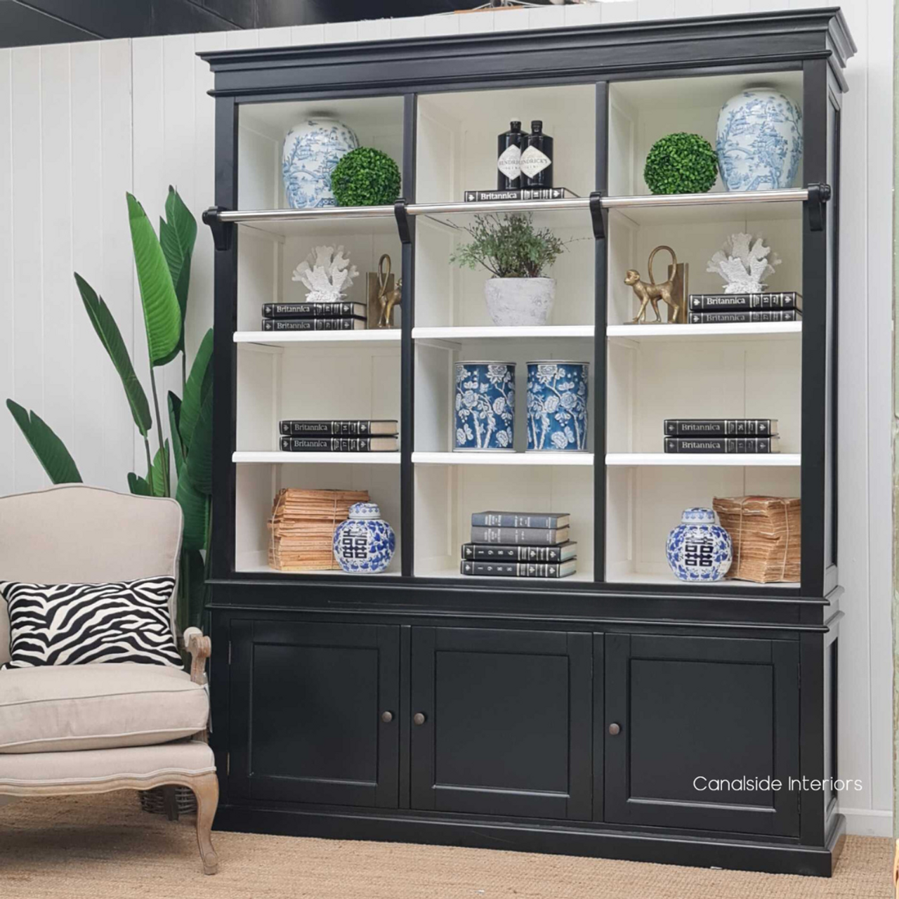 Luxurious and spacious Grange 3 Door Wall Unit, blending quality craftsmanship with a modern, coastal theme - Canalside Interiors.